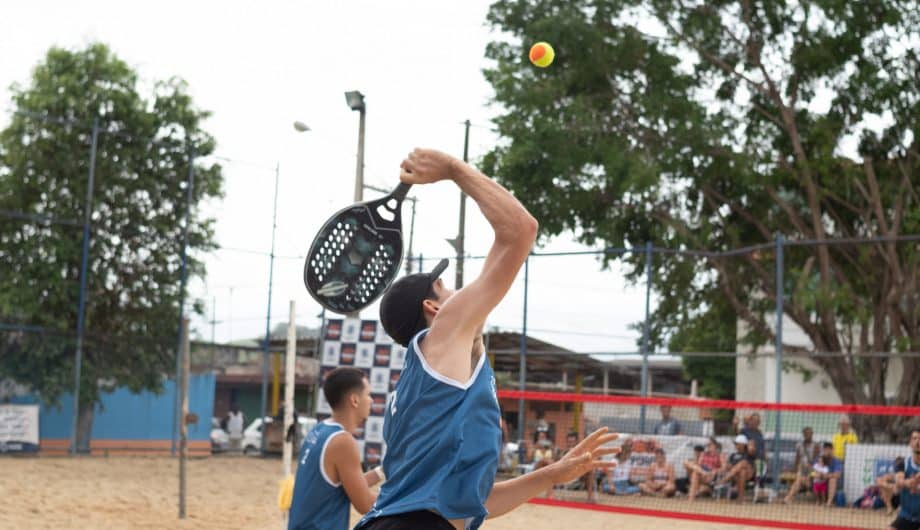 Torneio de beach tennis encerra edição 2023 da Temporada de Areia