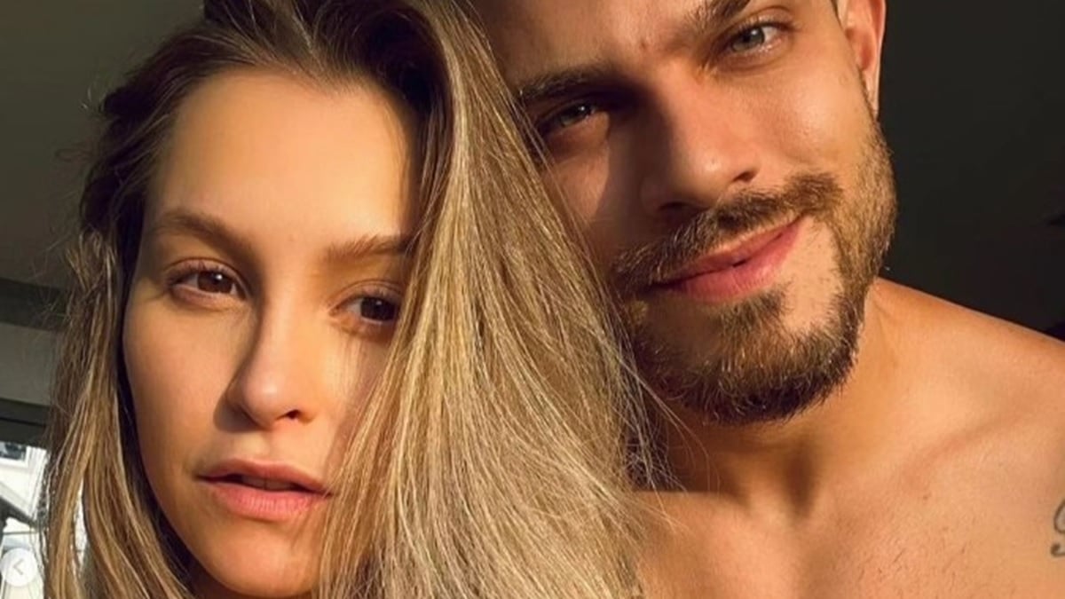 Noivado Entre Carla Diaz E Felipe Becari Chega Ao Fim Aqui Not Cias