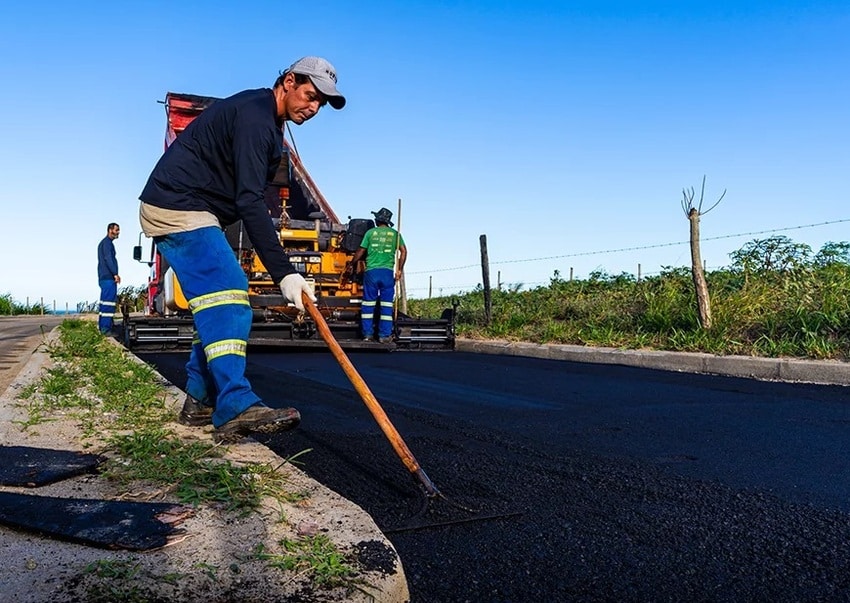 Marata Zes Recebe Obras De Recapeamento Asf Ltico Na Avenida Principal