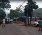 Caminhoneiros fazem protesto na Rodovia Pedro Cola, em Castelo
