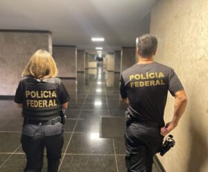 Polícia cumpre mandados e seis homens são presos na Grande Vitória polícia federal 4