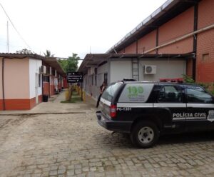 Homem é preso após roubar azeite em supermercado de Cachoeiro Briga por causa de política em Castelo