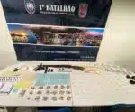 Polícia Militar apreende armas, drogas e dinheiro em Vitória