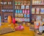 Associação dos Cacauicultores do ES reúne chocolates especiais em loja inédita