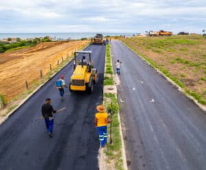 Rodovia que liga Lagoa Funda ao trevo da ES-060 recebe pavimentação pavimentação