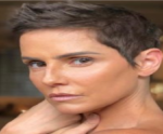 Deborah Secco assume namoro com outra mulher