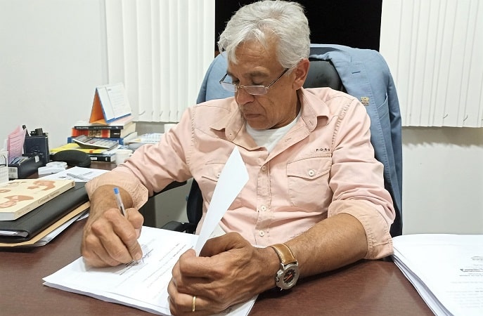 o prefeito Dito Silva disse que gostaria de ter aplicado a progressão antes (Foto Ass. Com. Muniz Freire). o prefeito Dito Silva disse que gostaria de ter aplicado a progressão antes (Foto Ass. Com. Muniz Freire).