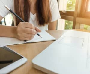 Prefeitura de Castelo abre inscrições para curso gratuito de Letras