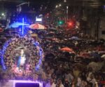 Chuva, fé e perseverança na romaria dos homens na  Festa da Penha