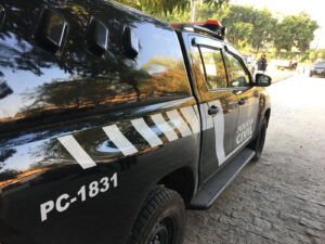 Viatura da Polícia Civil - Polícia Civil procura por suspeito de homicídio em Cachoeiro