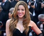 Shakira diz que término com Piqué fez “um buraco no coração”
