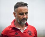 Vítor Pereira não resiste a nova derrota e é demitido pelo Flamengo