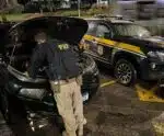 Casal do tráfico é preso com caminhonete roubada no ES