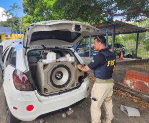 Homem é flagrado transportando maconha, cocaína e crack em rodovia do ES