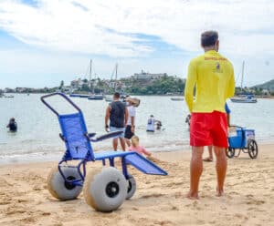 Praia Acessível: projeto ocorre às sextas e sábados em Vitória projeto praia acessível