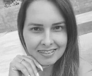 Após morte da esposa, ex-vice-prefeito de Ibitirama se apresenta à polícia Vanusa Spala Almeirda, morta pelo ex-prefeito de Ibitirama
