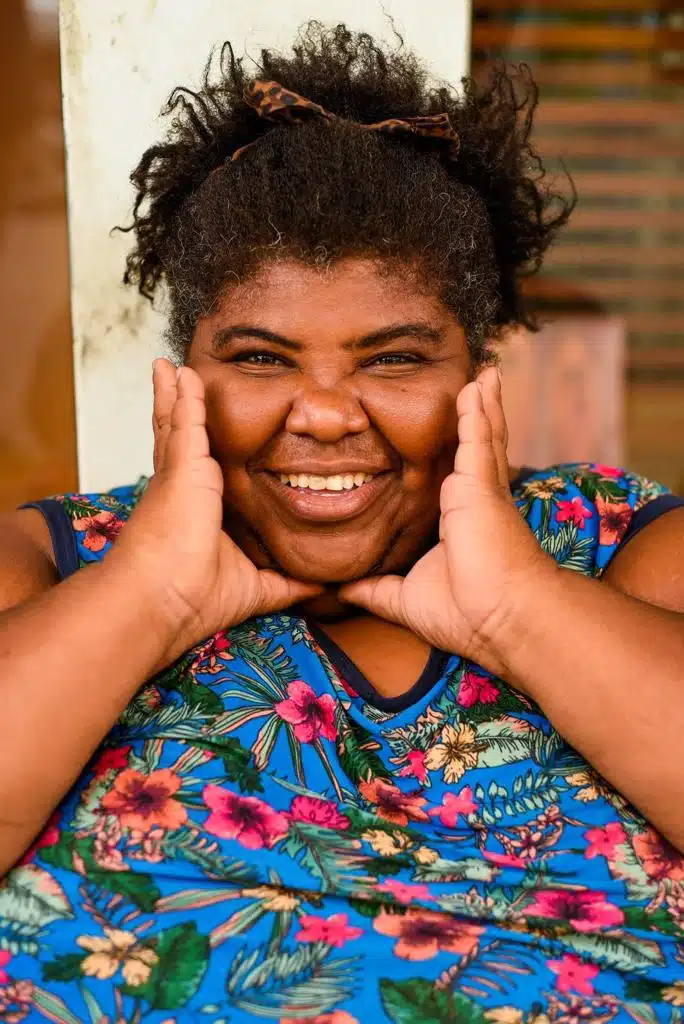 Após ensaio fotográfico na rua, vaquinha tenta arrecadar valor para pedinte comprar casa em Cachoeiro. Conheça a história de ‘xuxu’