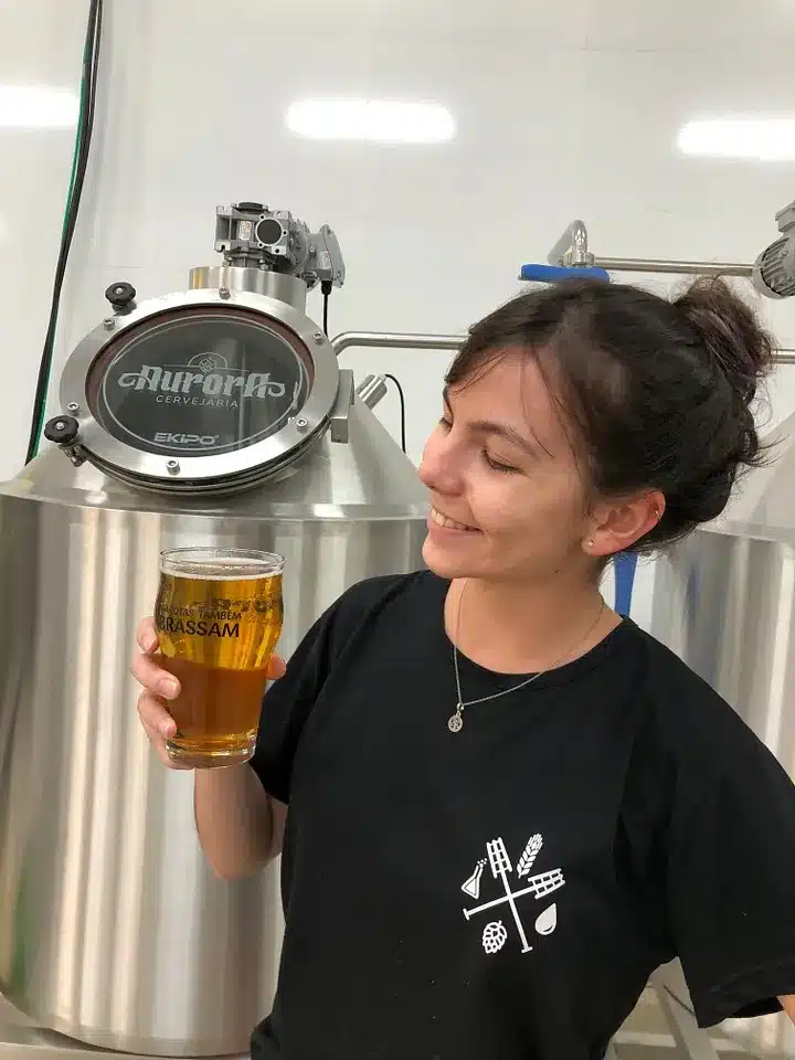 Eliza Botacine Dalvi (Aurora)