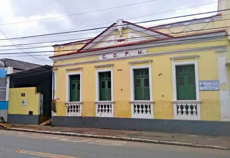 Fachada do Centro Operatório de Cacoeiro de Itapemirim