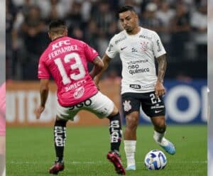 Jogo do Corinthians com estreia de Luxemburgo