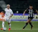 Corinthians é massacrado pelo líder soberano Botafogo e segue sem vencer com Luxemburgo