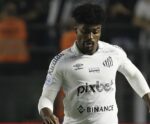 Santos suspende contrato de Eduardo Bauermann, réu por envolvimento em esquema de apostas