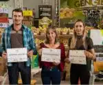 Rizoma pesando mais de 10 quilos vence Expo Gengibre 2023