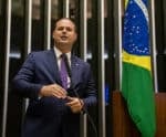Deputado propõe emancipação penal compulsória para adolescentes infratores