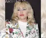 Capa da Vogue Britânica, Miley Cyrus relembra fase polêmica durante a série ‘Hannah Montana’