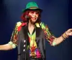 ‘Rita Lee é quem pode nos salvar nesses tempos difíceis’, diz padre que rezou missa da cantora