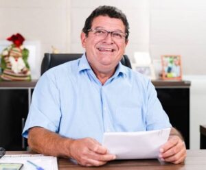 Prefeito de Marataízes será homenageado na Câmara de Cachoeiro Tininho Batista