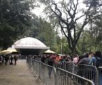 Velório de Rita Lee é aberto ao público no local que ela chamava de ‘floresta encantada’