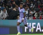 Recuperado de lesão, Vini Jr. volta a ser relacionado no Real