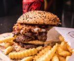 Sorteio: concorra a vouchers de R$ 50 no Mr. Chicken Burger em Cachoeiro