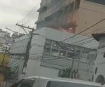 Trabalhadores colocam fogo em lixo em agência bancária de Cachoeiro e fumaça mobiliza bombeiros