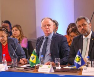 Casagrande debate reforma tributária durante encontro do Fórum dos Governadores Renato Casagrande no Fórum de Governadores