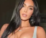 Kim Kardashian diz que já ‘chorou até dormir’ por desafios da maternidade solo