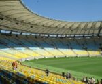 Confusão durante partida de futebol deixa 12 mortos e dezenas de feridos