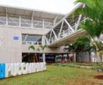 Professor que fez piada sobre estupro em sala de aula é suspenso de universidade