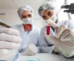 Tratamento contra HIV pode tornar vírus intransmissível