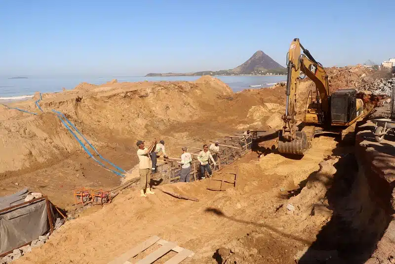 Governo entrega obras em Piúma