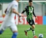 América-MG vence duelo direto e segue vivo por vaga na repescagem