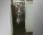 Unidades de saúde alagam e pacientes são resgatados pelos bombeiros