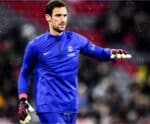 Goleiro Sergio Rico já se comunica com a família, revela mulher