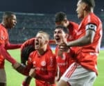 Internacional passa pelo Coritiba com gol de pênalti no Couto Pereira
