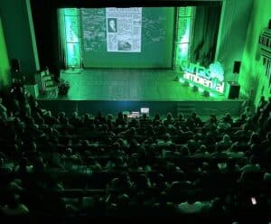 Foto mostra Teatro Fernando Torres em Guaçuí lotado na Mostra de Vídeos Curtas Ambiental