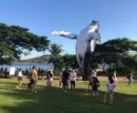 Vitória ganha a maior réplica de salto da Baleia Jubarte do Brasil