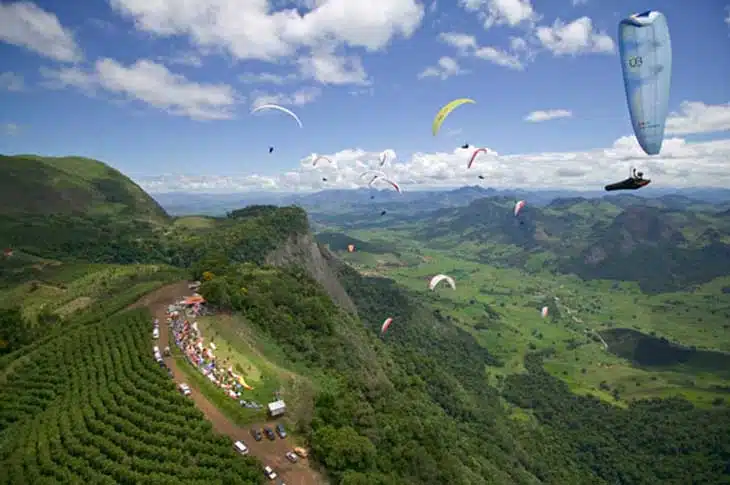 A Rampa de Ubá atrai muitos esportistas à Castelo