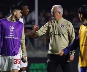 São Paulo cresce no 2º tempo e garante vaga nas oitavas da Sul-Americana São Paulo