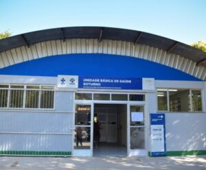 Comitiva da Itália conhece políticas de educação em saúde do ES UBS de Soturno
